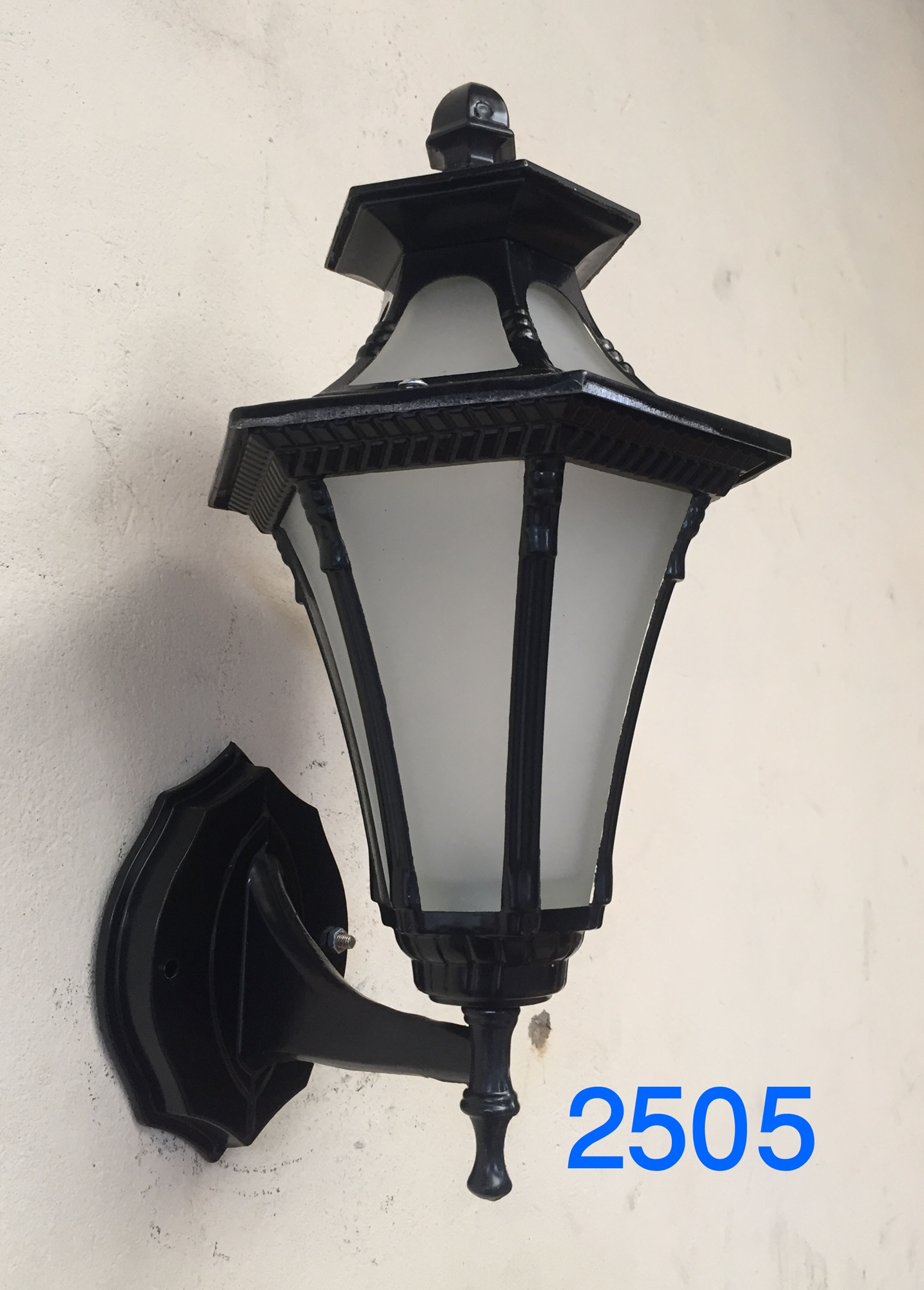 Cột mạ đồng 2505 - đen